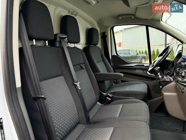 Белый Форд Транзит Кастом, объемом двигателя 2 л и пробегом 197 тыс. км за 14999 $, фото 34 на Automoto.ua