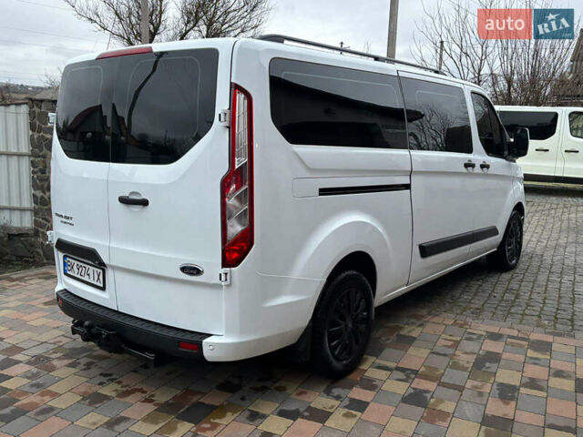 Белый Форд Транзит Кастом, объемом двигателя 2 л и пробегом 162 тыс. км за 19999 $, фото 2 на Automoto.ua