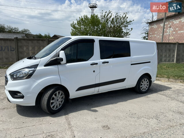 Білий Форд Транзит Кастом, об'ємом двигуна 2 л та пробігом 129 тис. км за 21700 $, фото 1 на Automoto.ua