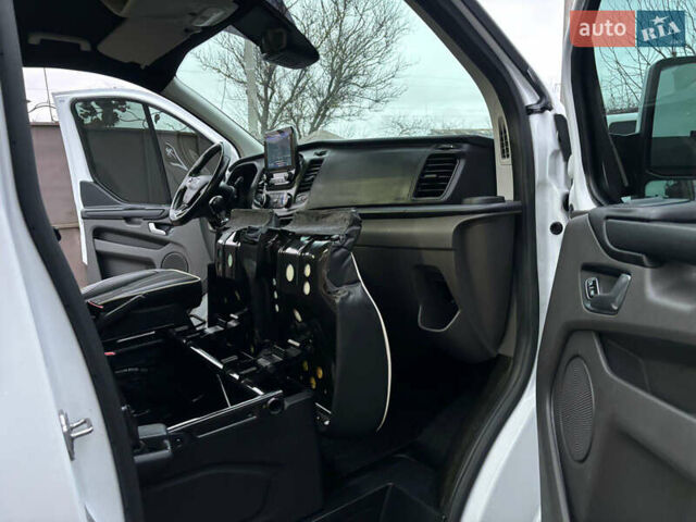 Белый Форд Транзит Кастом, объемом двигателя 2 л и пробегом 162 тыс. км за 19999 $, фото 19 на Automoto.ua