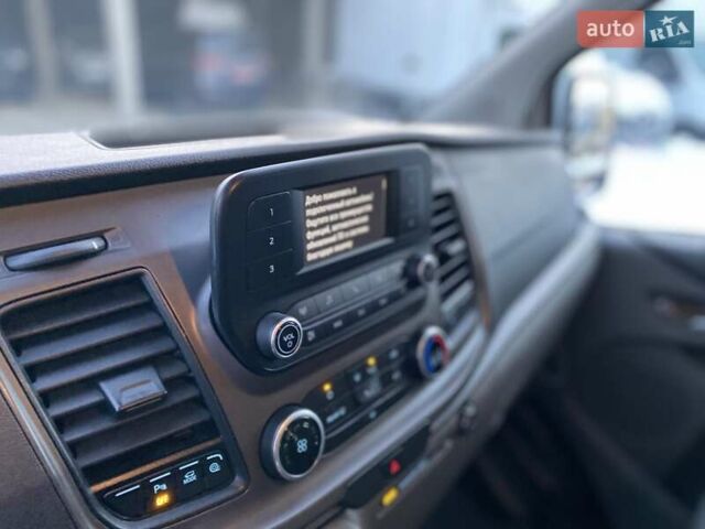 Белый Форд Транзит Кастом, объемом двигателя 2 л и пробегом 233 тыс. км за 20650 $, фото 55 на Automoto.ua