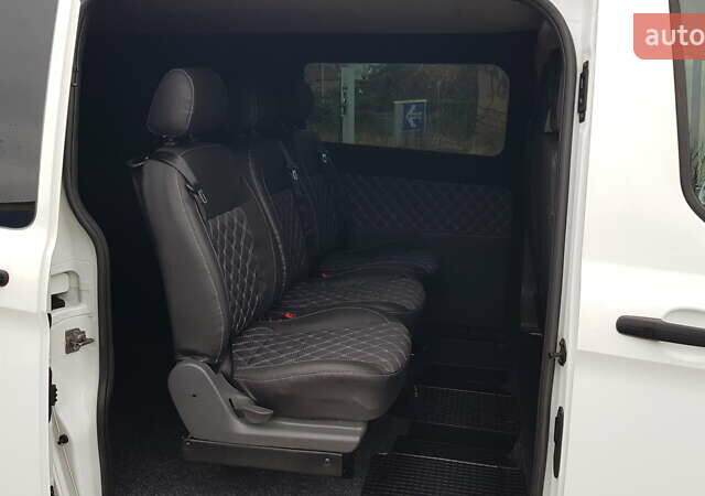 Білий Форд Транзит Кастом, об'ємом двигуна 2 л та пробігом 202 тис. км за 17200 $, фото 4 на Automoto.ua