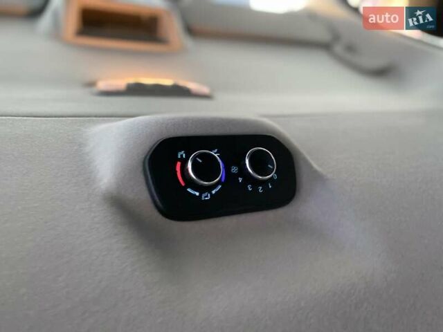 Білий Форд Транзит Кастом, об'ємом двигуна 2 л та пробігом 233 тис. км за 21380 $, фото 39 на Automoto.ua