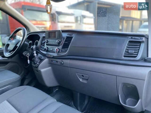 Белый Форд Транзит Кастом, объемом двигателя 2 л и пробегом 233 тыс. км за 21380 $, фото 46 на Automoto.ua