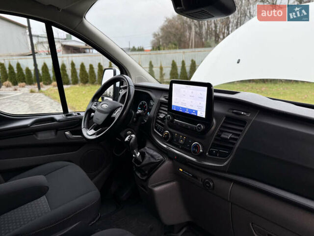 Белый Форд Транзит Кастом, объемом двигателя 2 л и пробегом 197 тыс. км за 14999 $, фото 32 на Automoto.ua