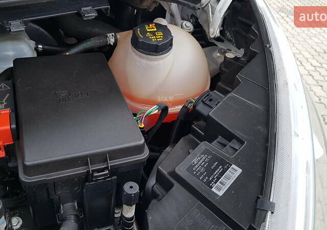 Білий Форд Транзит Кастом, об'ємом двигуна 2 л та пробігом 202 тис. км за 17200 $, фото 54 на Automoto.ua