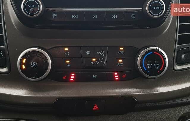 Білий Форд Транзит Кастом, об'ємом двигуна 2 л та пробігом 202 тис. км за 17200 $, фото 29 на Automoto.ua