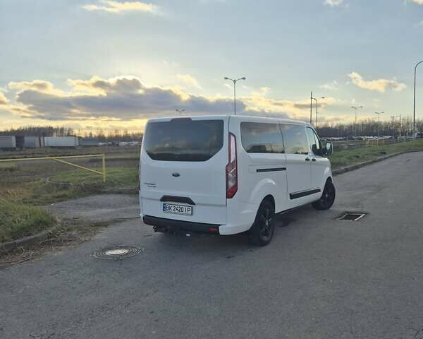 Білий Форд Транзит Кастом, об'ємом двигуна 2 л та пробігом 193 тис. км за 21000 $, фото 5 на Automoto.ua