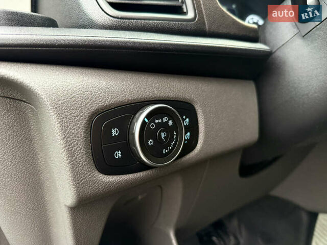 Белый Форд Транзит Кастом, объемом двигателя 2 л и пробегом 197 тыс. км за 14999 $, фото 17 на Automoto.ua