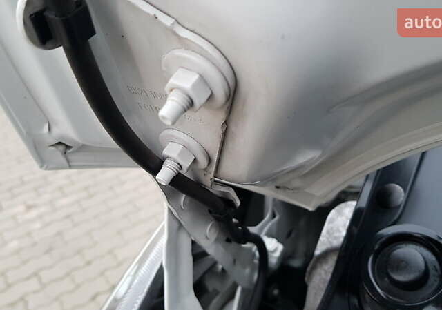 Белый Форд Транзит Кастом, объемом двигателя 2 л и пробегом 174 тыс. км за 18800 $, фото 53 на Automoto.ua