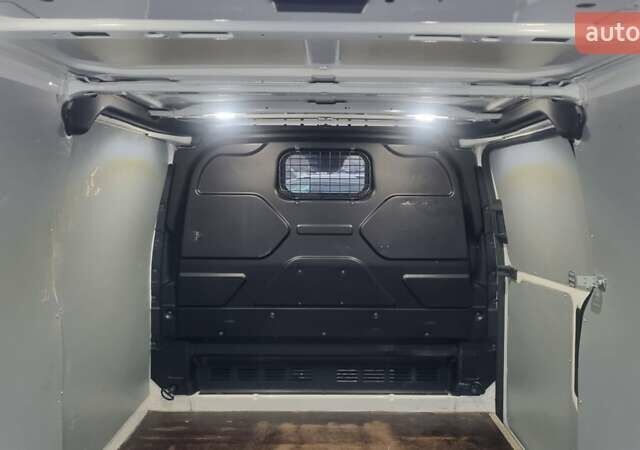 Белый Форд Транзит Кастом, объемом двигателя 2 л и пробегом 248 тыс. км за 17699 $, фото 38 на Automoto.ua