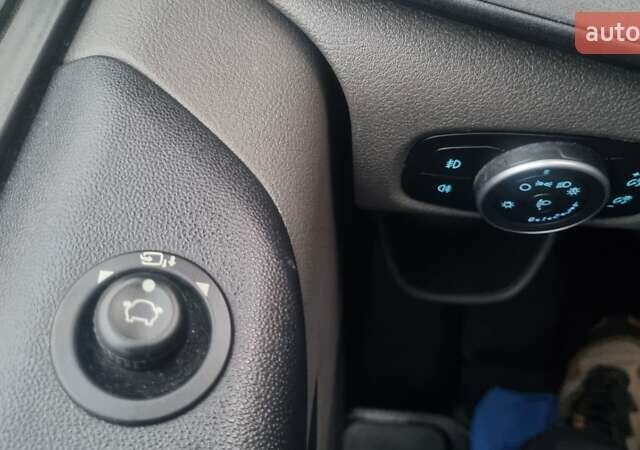 Белый Форд Транзит Кастом, объемом двигателя 2 л и пробегом 248 тыс. км за 17699 $, фото 32 на Automoto.ua