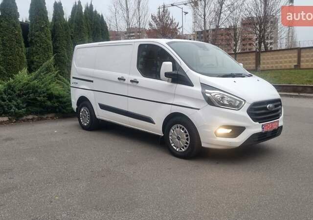 Белый Форд Транзит Кастом, объемом двигателя 2 л и пробегом 248 тыс. км за 17699 $, фото 2 на Automoto.ua
