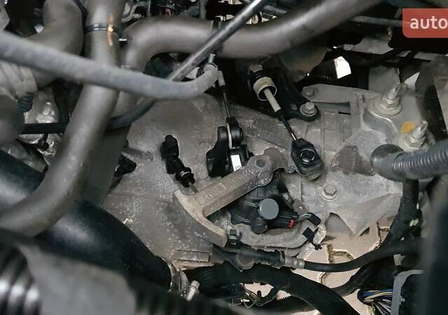 Белый Форд Транзит Кастом, объемом двигателя 2 л и пробегом 174 тыс. км за 18800 $, фото 58 на Automoto.ua