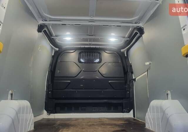 Белый Форд Транзит Кастом, объемом двигателя 2 л и пробегом 248 тыс. км за 17699 $, фото 37 на Automoto.ua