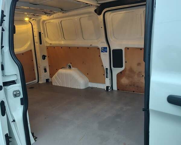 Білий Форд Транзит Кастом, об'ємом двигуна 2 л та пробігом 241 тис. км за 17800 $, фото 21 на Automoto.ua