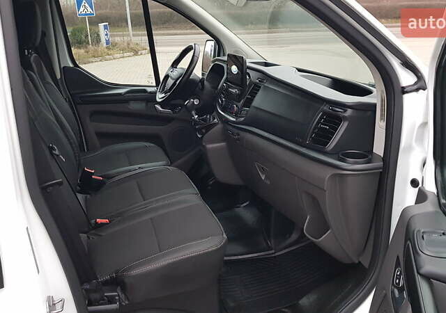 Белый Форд Транзит Кастом, объемом двигателя 2 л и пробегом 174 тыс. км за 18800 $, фото 29 на Automoto.ua