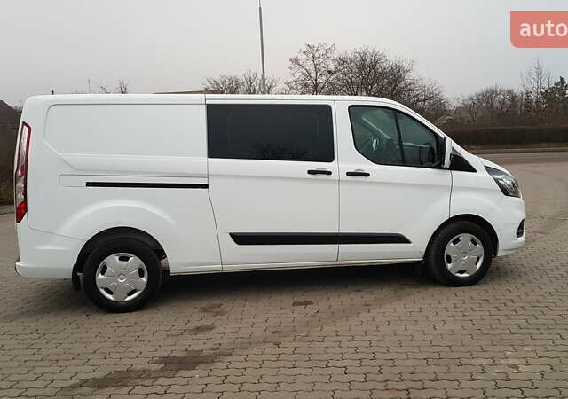 Белый Форд Транзит Кастом, объемом двигателя 2 л и пробегом 174 тыс. км за 18800 $, фото 7 на Automoto.ua