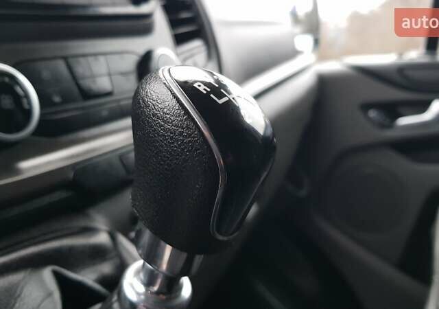 Белый Форд Транзит Кастом, объемом двигателя 2 л и пробегом 174 тыс. км за 18800 $, фото 24 на Automoto.ua