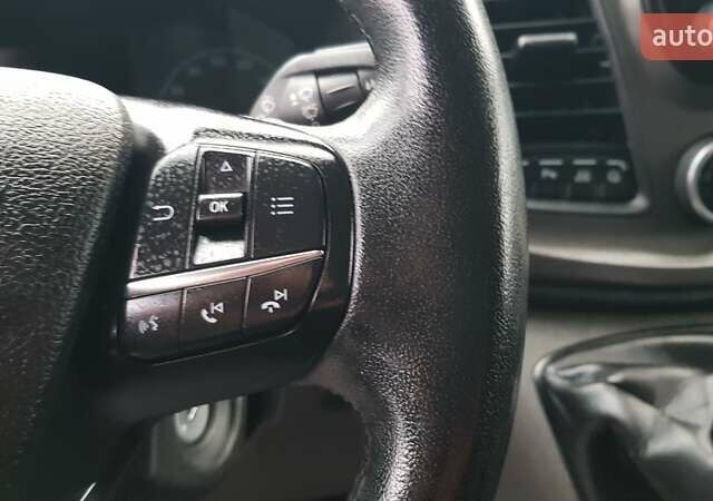 Белый Форд Транзит Кастом, объемом двигателя 2 л и пробегом 174 тыс. км за 18800 $, фото 15 на Automoto.ua