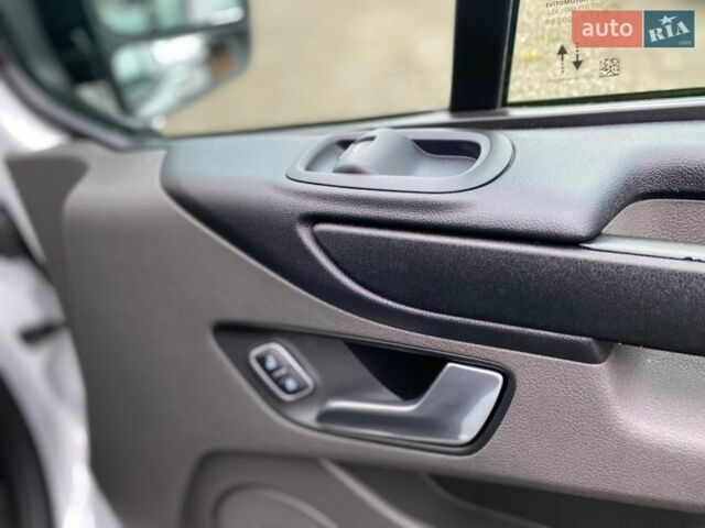 Белый Форд Транзит Кастом, объемом двигателя 2 л и пробегом 122 тыс. км за 25500 $, фото 50 на Automoto.ua