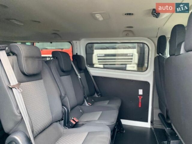 Белый Форд Транзит Кастом, объемом двигателя 2 л и пробегом 122 тыс. км за 25500 $, фото 34 на Automoto.ua