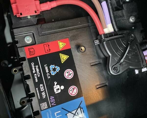 Белый Форд Транзит Кастом, объемом двигателя 2 л и пробегом 121 тыс. км за 24500 $, фото 65 на Automoto.ua