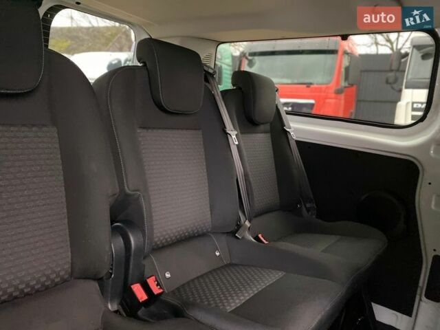 Белый Форд Транзит Кастом, объемом двигателя 2 л и пробегом 122 тыс. км за 25500 $, фото 33 на Automoto.ua