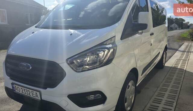 Белый Форд Транзит Кастом, объемом двигателя 2 л и пробегом 182 тыс. км за 26000 $, фото 6 на Automoto.ua