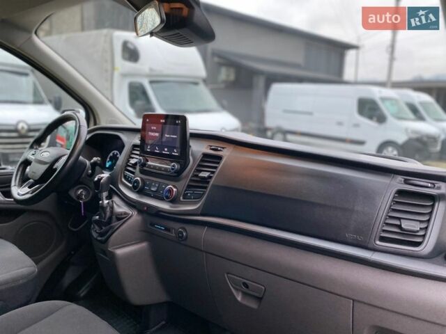 Белый Форд Транзит Кастом, объемом двигателя 2 л и пробегом 122 тыс. км за 25500 $, фото 49 на Automoto.ua