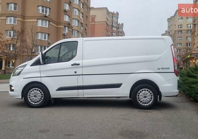 Белый Форд Транзит Кастом, объемом двигателя 2 л и пробегом 248 тыс. км за 17699 $, фото 5 на Automoto.ua