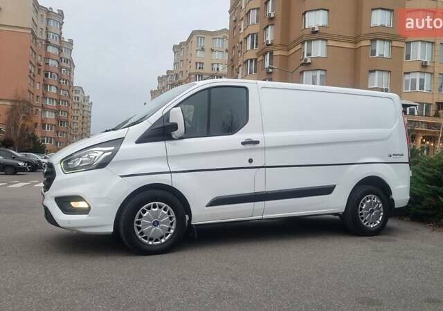 Белый Форд Транзит Кастом, объемом двигателя 2 л и пробегом 248 тыс. км за 17699 $, фото 4 на Automoto.ua