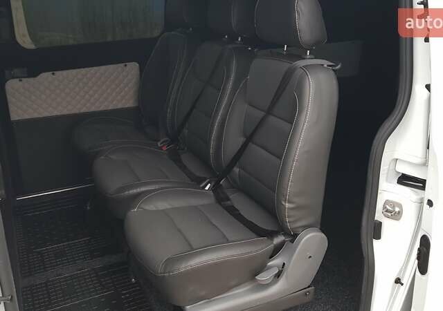 Белый Форд Транзит Кастом, объемом двигателя 2 л и пробегом 174 тыс. км за 18800 $, фото 44 на Automoto.ua