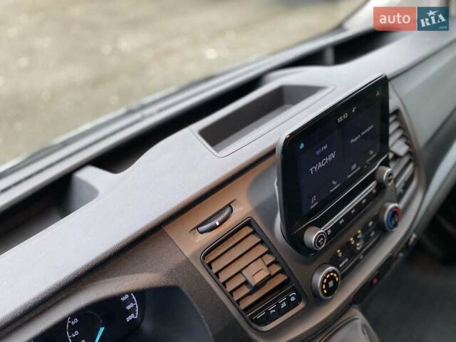 Белый Форд Транзит Кастом, объемом двигателя 2 л и пробегом 121 тыс. км за 24500 $, фото 63 на Automoto.ua