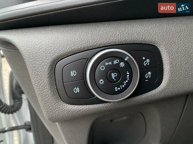 Белый Форд Транзит Кастом, объемом двигателя 2 л и пробегом 121 тыс. км за 24500 $, фото 59 на Automoto.ua