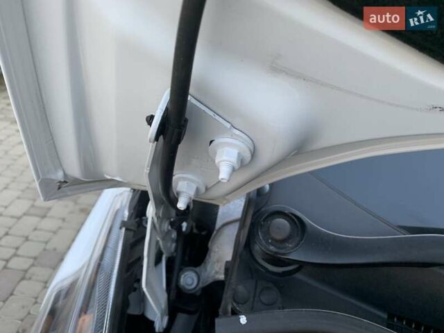 Білий Форд Транзит Кастом, об'ємом двигуна 2 л та пробігом 134 тис. км за 16300 $, фото 33 на Automoto.ua