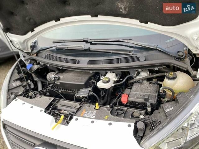 Белый Форд Транзит Кастом, объемом двигателя 2 л и пробегом 91 тыс. км за 24500 $, фото 64 на Automoto.ua