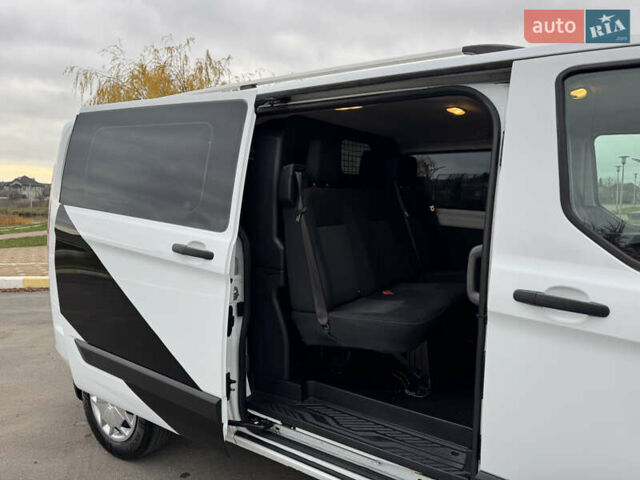 Белый Форд Транзит Кастом, объемом двигателя 2 л и пробегом 214 тыс. км за 21400 $, фото 22 на Automoto.ua