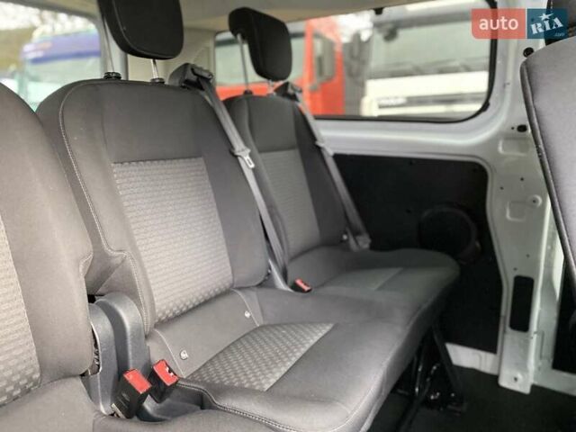 Белый Форд Транзит Кастом, объемом двигателя 2 л и пробегом 91 тыс. км за 24500 $, фото 29 на Automoto.ua