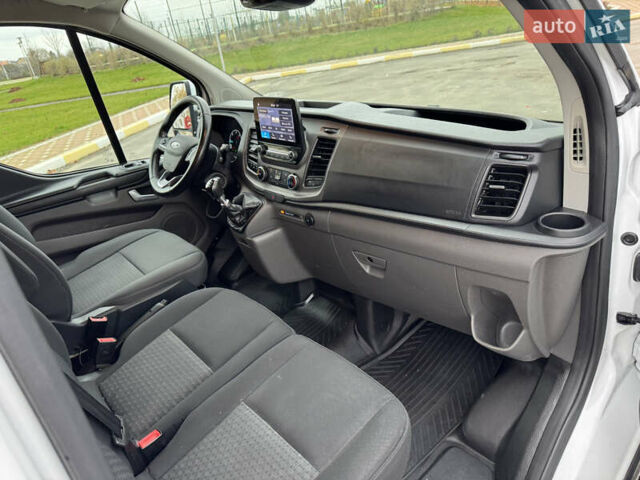 Белый Форд Транзит Кастом, объемом двигателя 2 л и пробегом 214 тыс. км за 21400 $, фото 49 на Automoto.ua