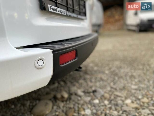 Белый Форд Транзит Кастом, объемом двигателя 2 л и пробегом 91 тыс. км за 24500 $, фото 28 на Automoto.ua