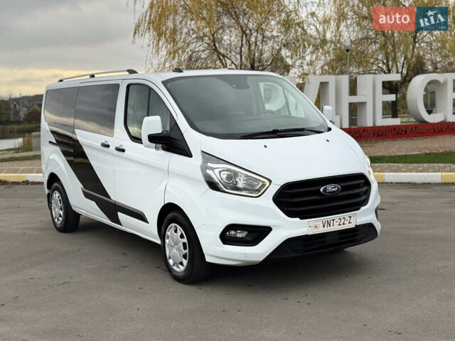 Белый Форд Транзит Кастом, объемом двигателя 2 л и пробегом 214 тыс. км за 21400 $, фото 5 на Automoto.ua