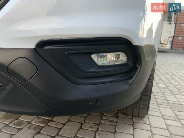 Білий Форд Транзит Кастом, об'ємом двигуна 2 л та пробігом 134 тис. км за 16300 $, фото 12 на Automoto.ua