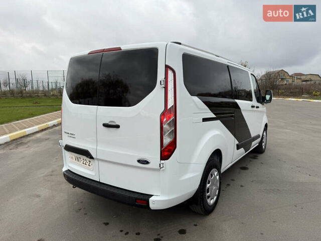 Белый Форд Транзит Кастом, объемом двигателя 2 л и пробегом 214 тыс. км за 21400 $, фото 28 на Automoto.ua