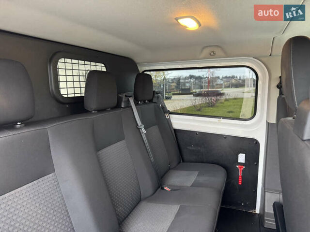 Белый Форд Транзит Кастом, объемом двигателя 2 л и пробегом 214 тыс. км за 21400 $, фото 25 на Automoto.ua