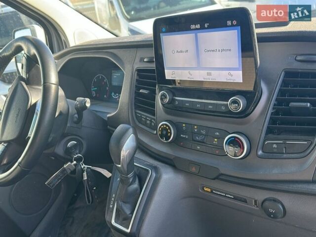 Білий Форд Транзит Кастом, об'ємом двигуна 2 л та пробігом 228 тис. км за 17500 $, фото 2 на Automoto.ua