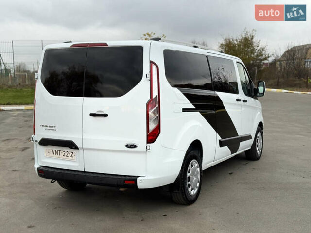 Белый Форд Транзит Кастом, объемом двигателя 2 л и пробегом 214 тыс. км за 21400 $, фото 47 на Automoto.ua