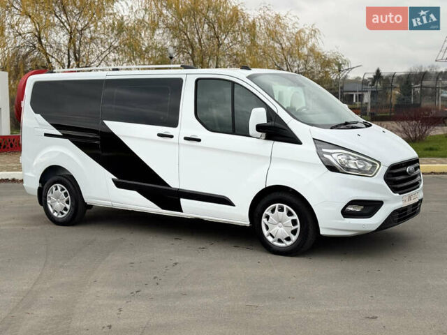 Белый Форд Транзит Кастом, объемом двигателя 2 л и пробегом 214 тыс. км за 21400 $, фото 2 на Automoto.ua