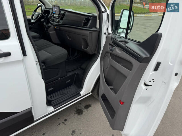 Белый Форд Транзит Кастом, объемом двигателя 2 л и пробегом 214 тыс. км за 21400 $, фото 32 на Automoto.ua