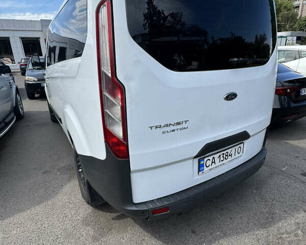 Белый Форд Транзит Кастом, объемом двигателя 2.2 л и пробегом 559 тыс. км за 9450 $, фото 3 на Automoto.ua